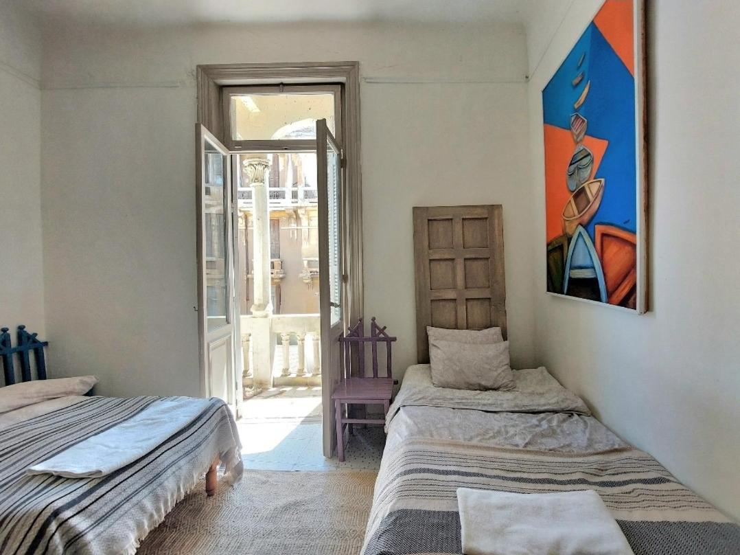 Arab Hostel, Welcoming All Solo And Groups Travellers But, Unmarried Couples Not Allowed Alexandria Ngoại thất bức ảnh